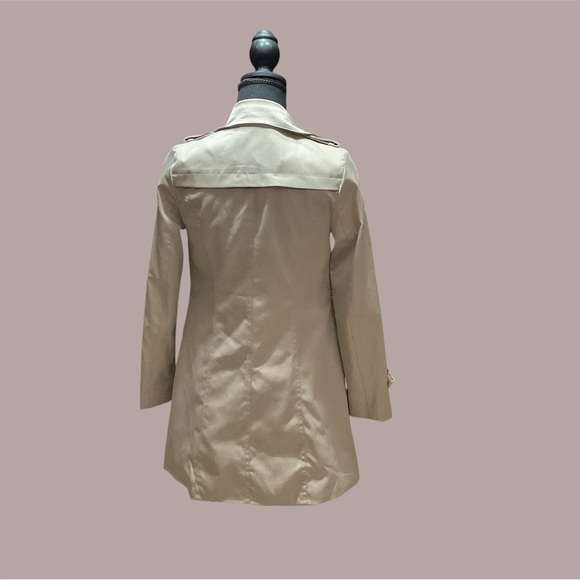 YA PEI TRENCH COAT PETITE SMALL GENTLY WORN, NO BELT - Picture 2 of 3